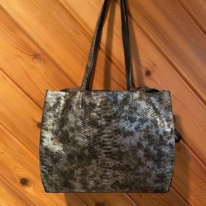 Tote with Sinched Insert